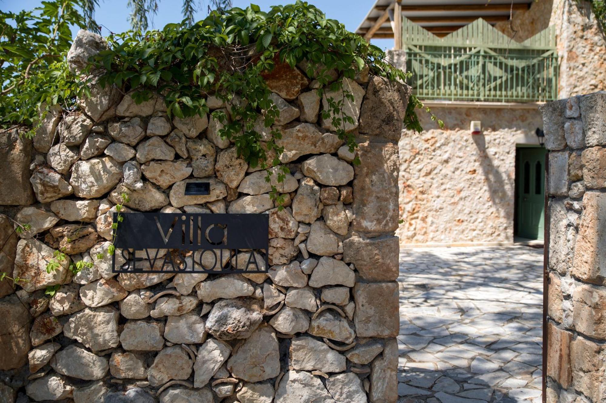 Villa Sevastoula Ratzaklion Bagian luar foto